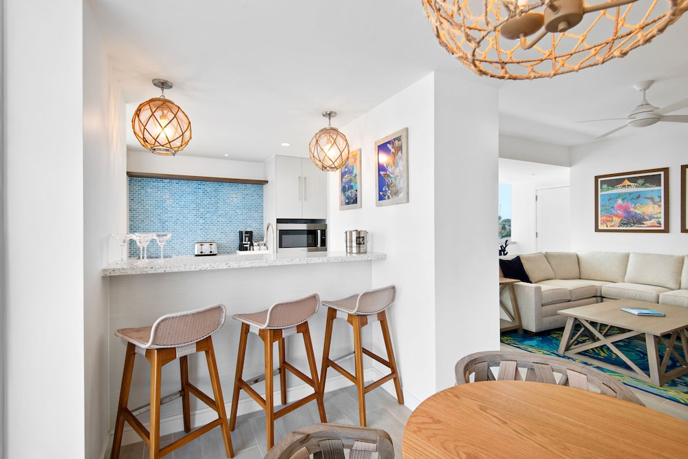 Suite, Multiple Beds, Kitchen (Marina)