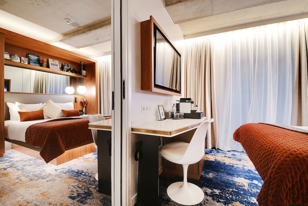 Superior Quadruple Room photo 1