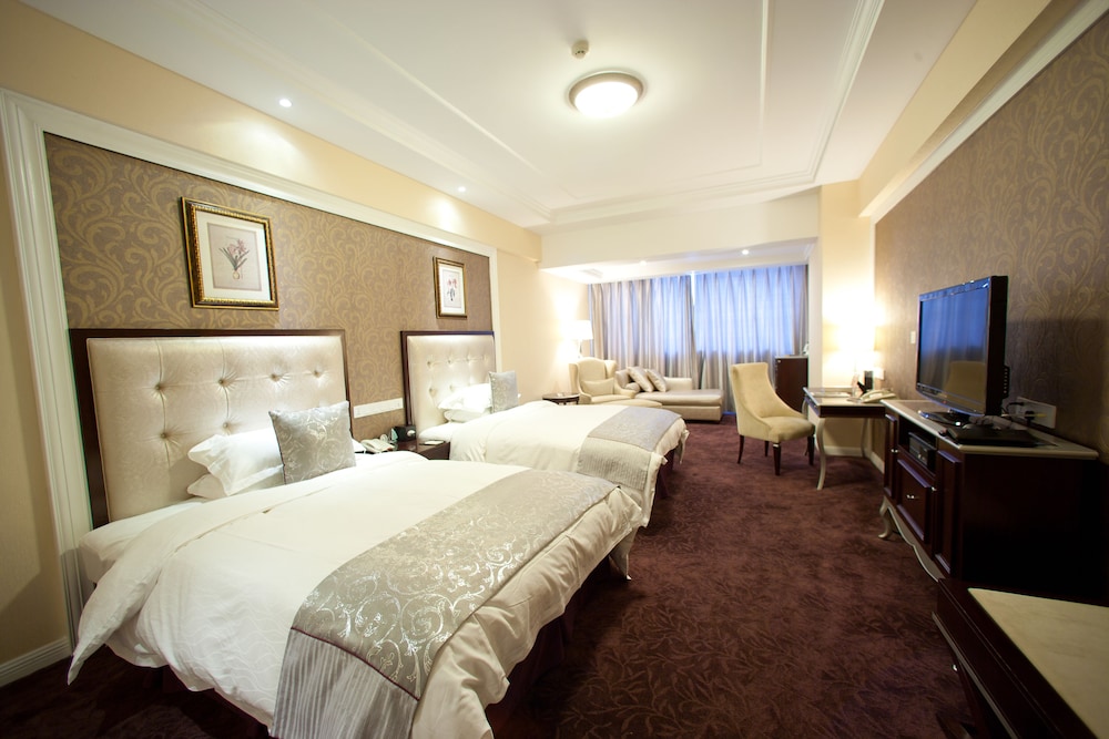 Executive Superior Twin Room - Photo 1