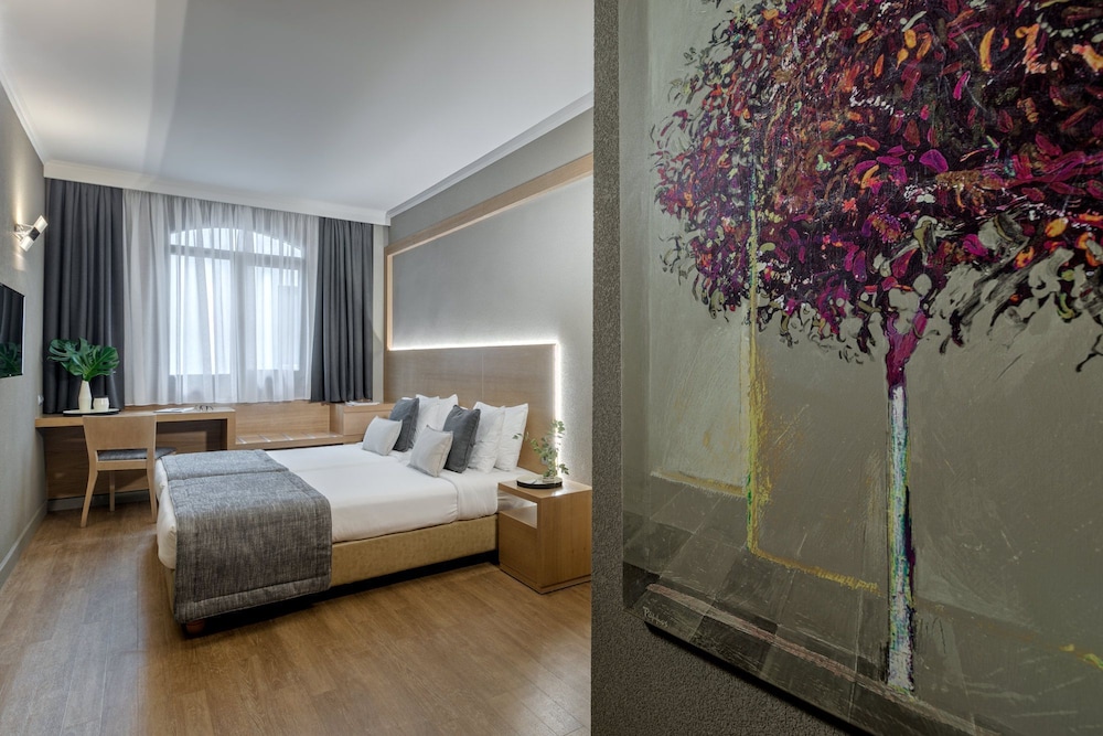 Superior Double or Twin Room - Photo 19