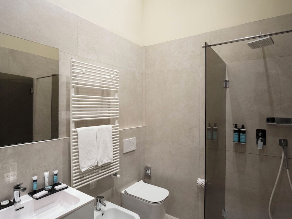 Comfort Double or Twin Room (Medium)