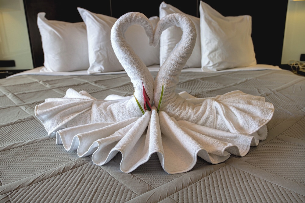 Standard Room, 1 King Bed - Photo 1