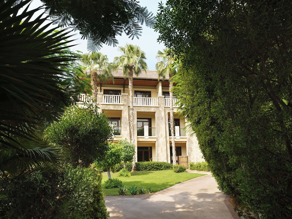 Signature Suite, 1 King Bed with Sofa bed, Sea View (1 bedroom - Palm), Adults Only thumbnail 5