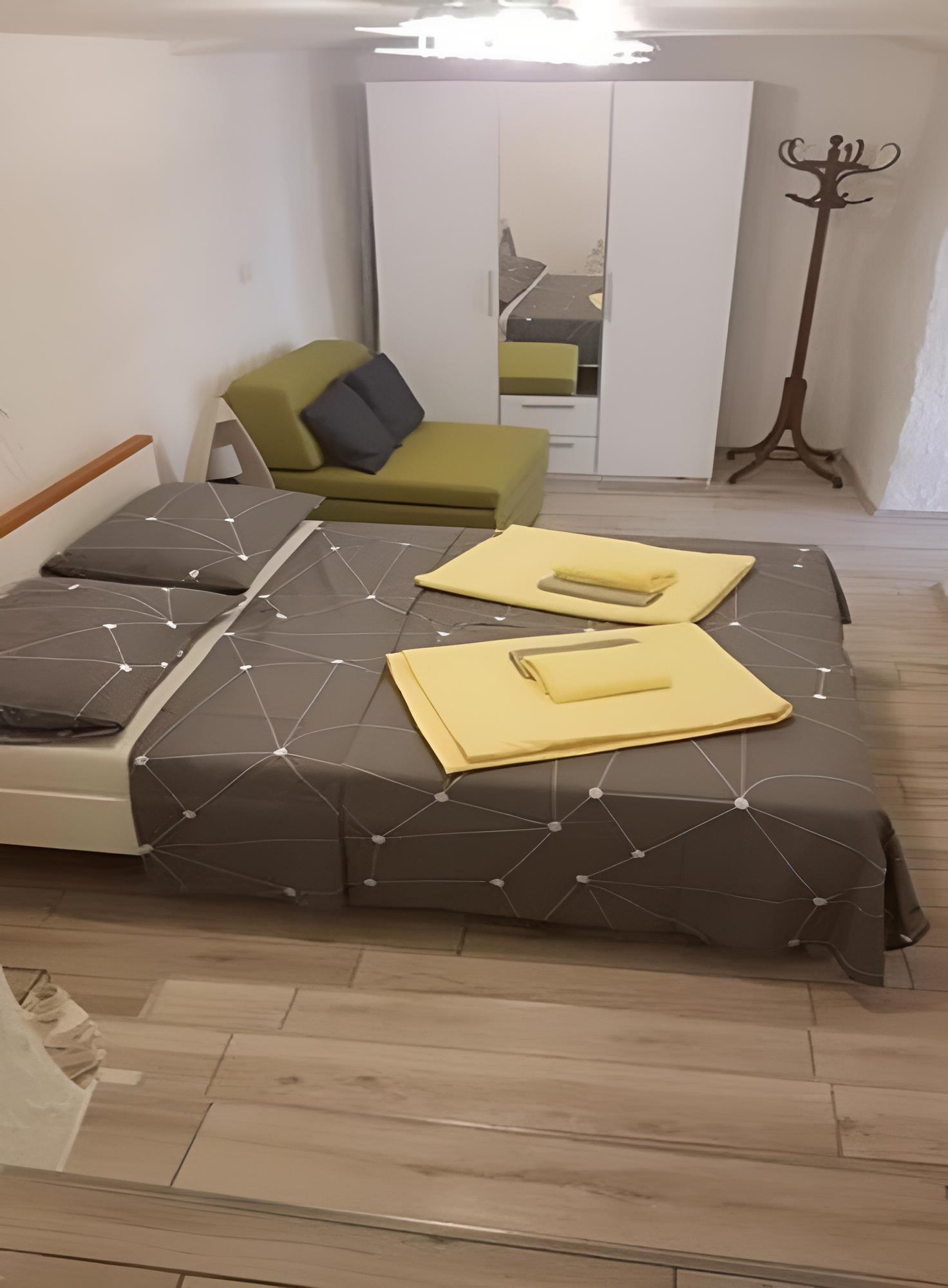Apartment (Mario - 50 m from sea - A1(2+2))