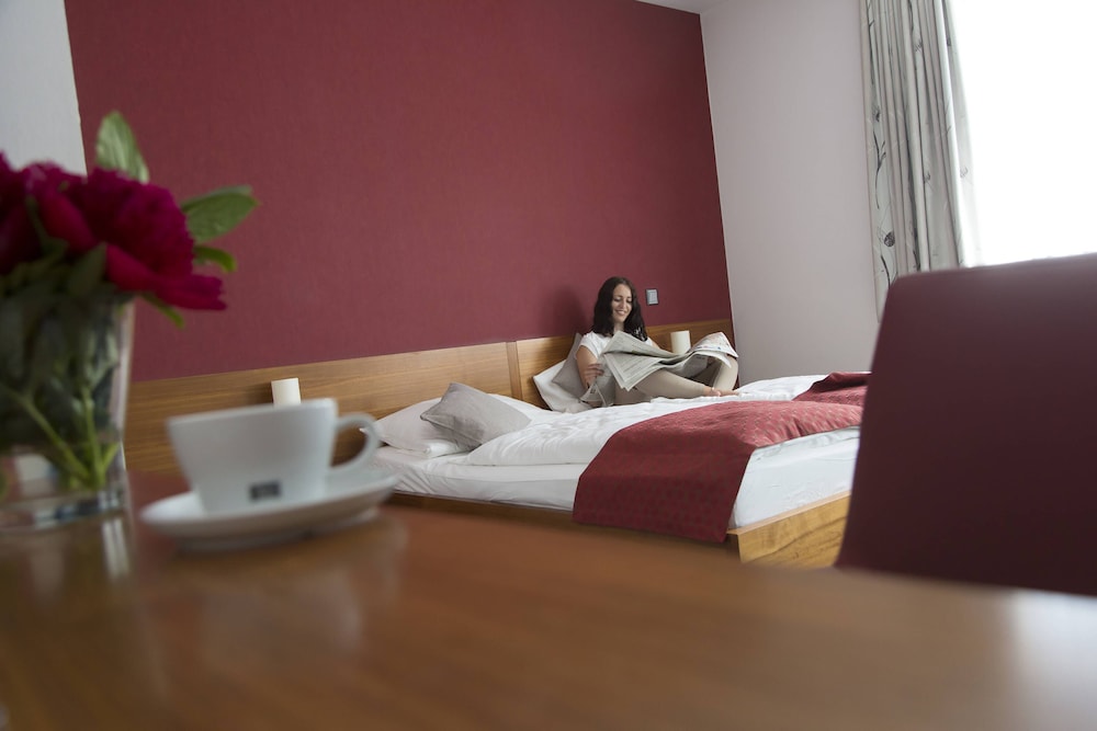 Comfort Twin Room - Photo 2