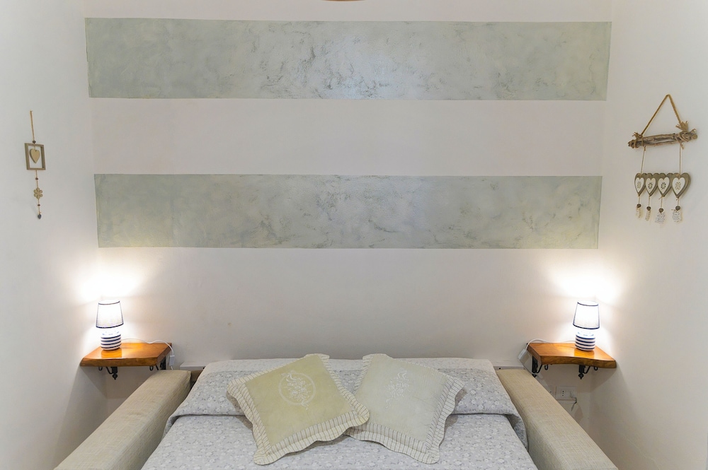 Apartment, 2 Bedrooms, Non Smoking photo 1