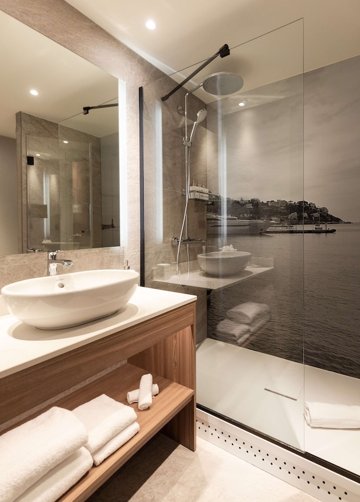 Standard Room - Photo 14