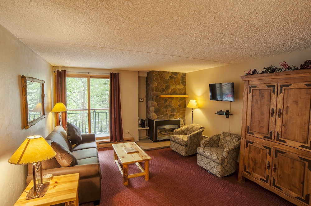 Premium Condo, Fireplace, Mountain View