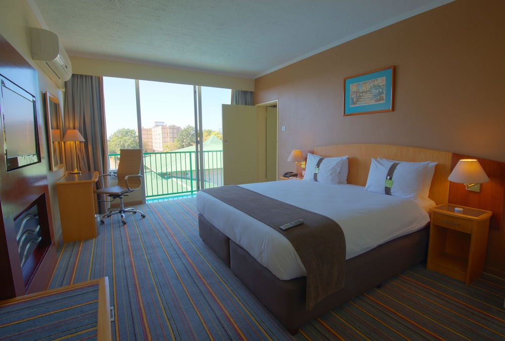 Premium Room - Photo 24