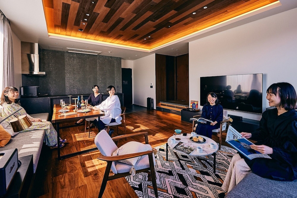 PENTHOUSE SUITE, Non Smoking - Photo 5