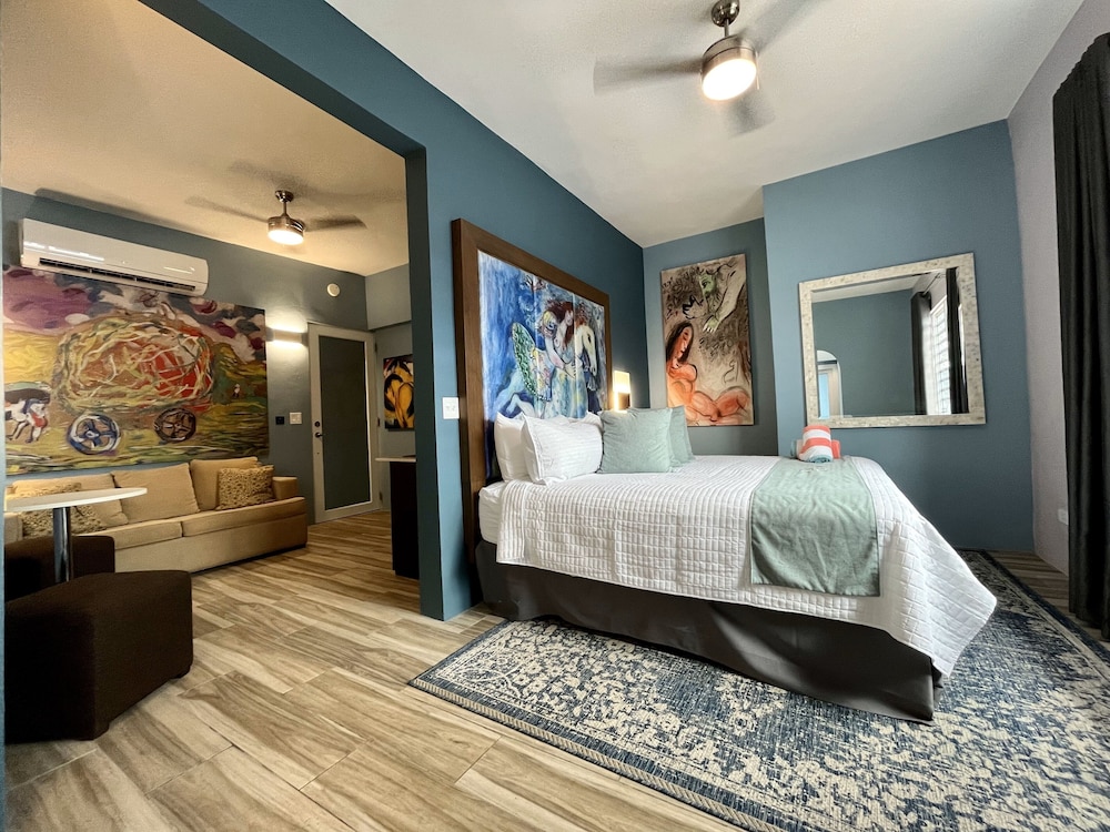 Family Suite photo 2