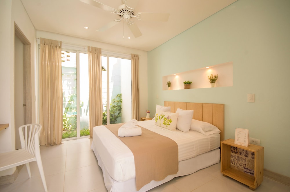 Deluxe Double Room photo 2