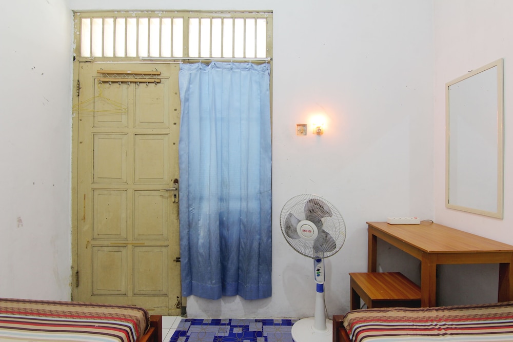 Standard Room - Photo 8