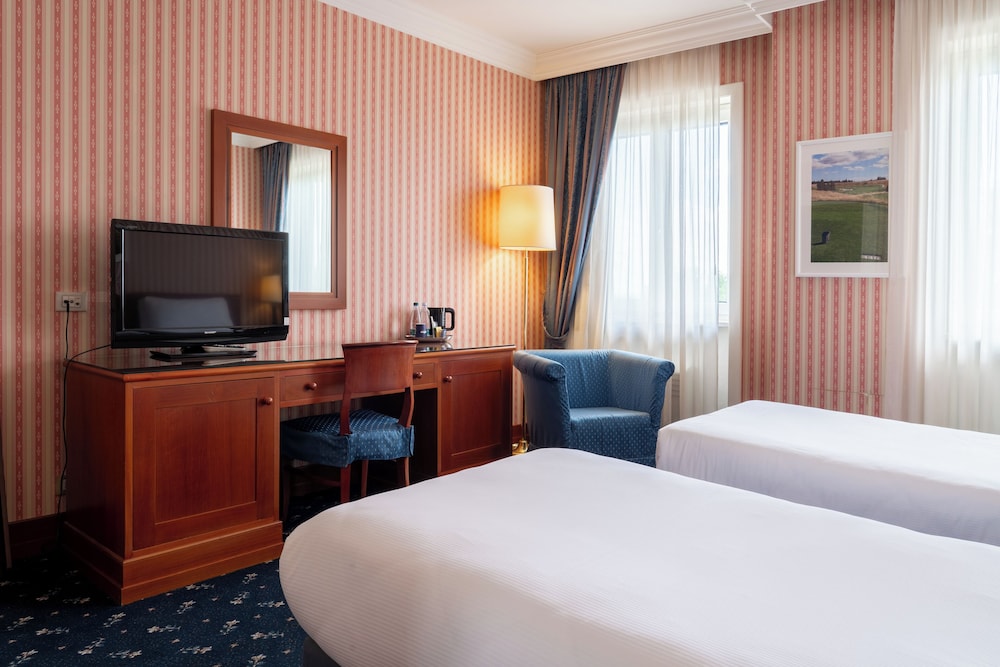 Deluxe Double Room - Photo 4