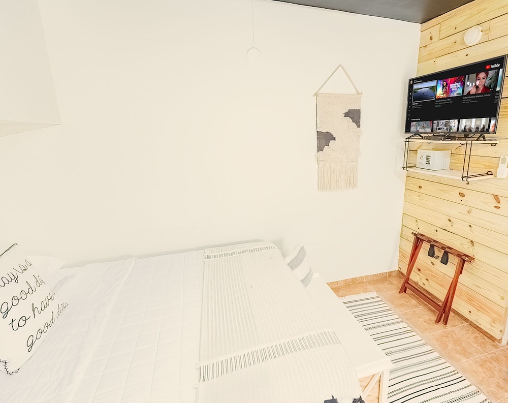 Standard Room photo 2