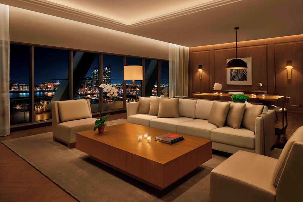 Suite, 3 Bedrooms, Terrace, Marina View photo 3