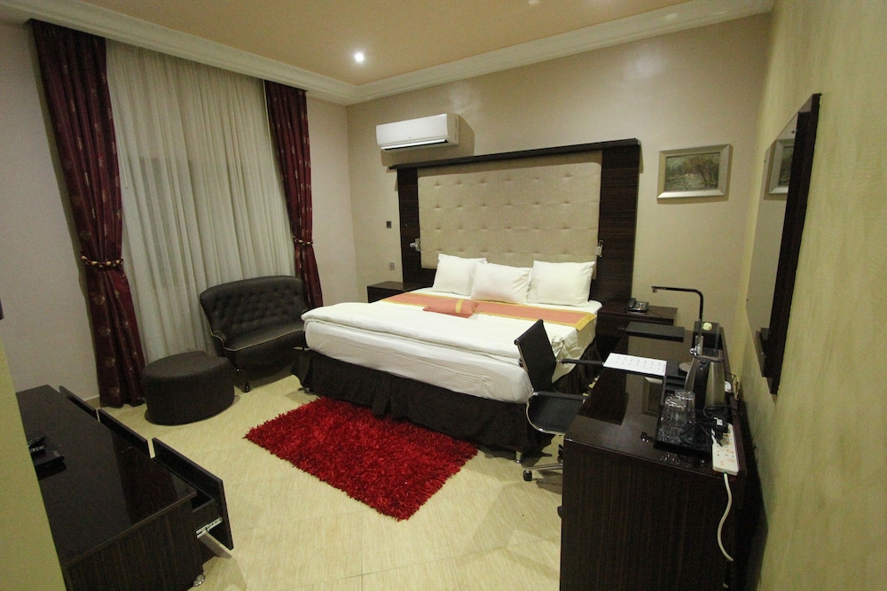 Deluxe Room, 1 Double Bed, Non Smoking photo 2