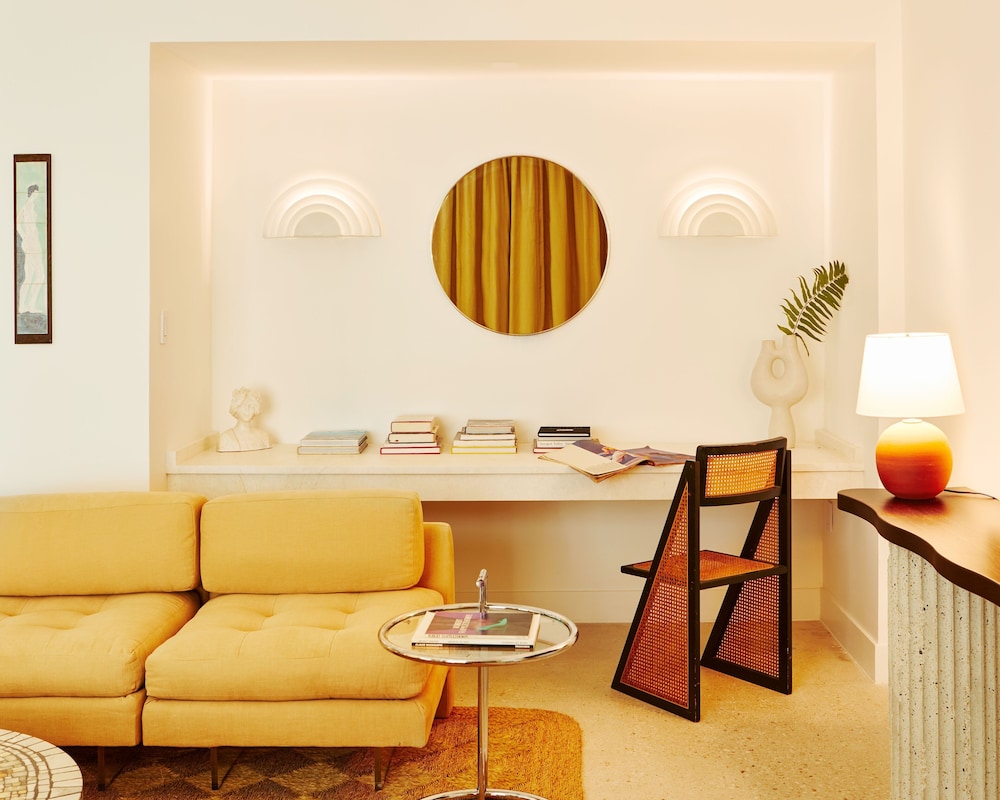 Suite, Multiple Beds