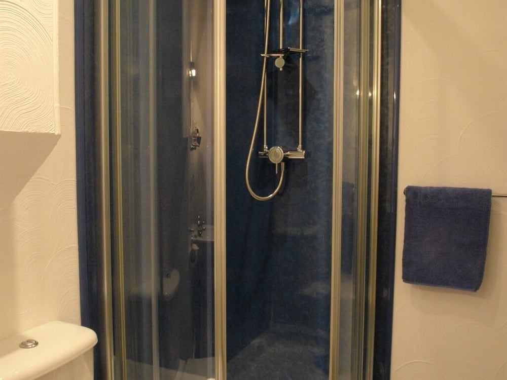 Double Room, Ensuite - Photo 4