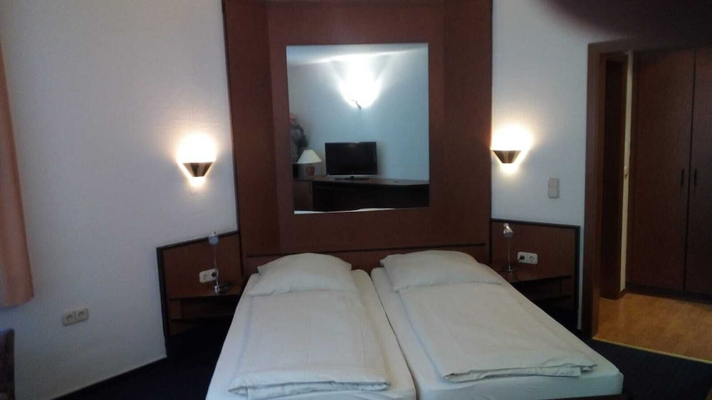 Twin Room photo 2