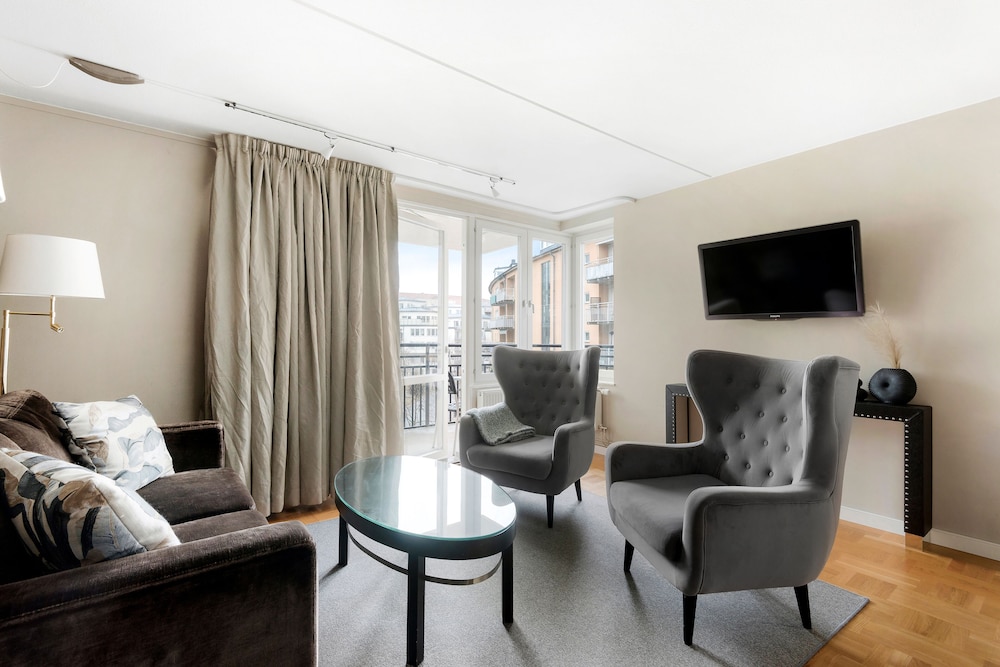 Junior Suite, 1 Double Bed (Includes A Light Evening Meal)