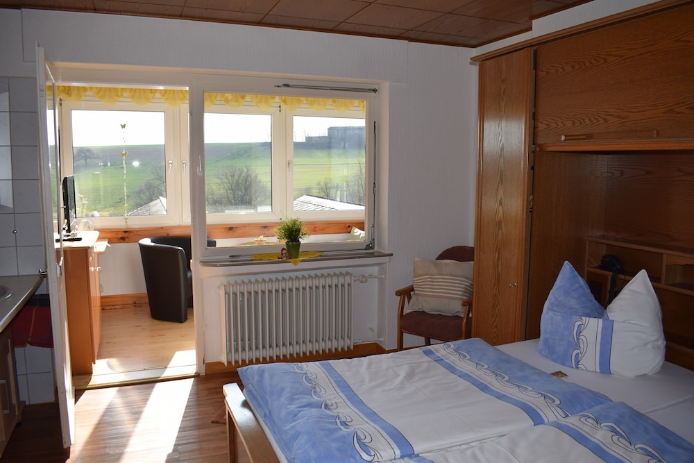Apartment (4) photo 1