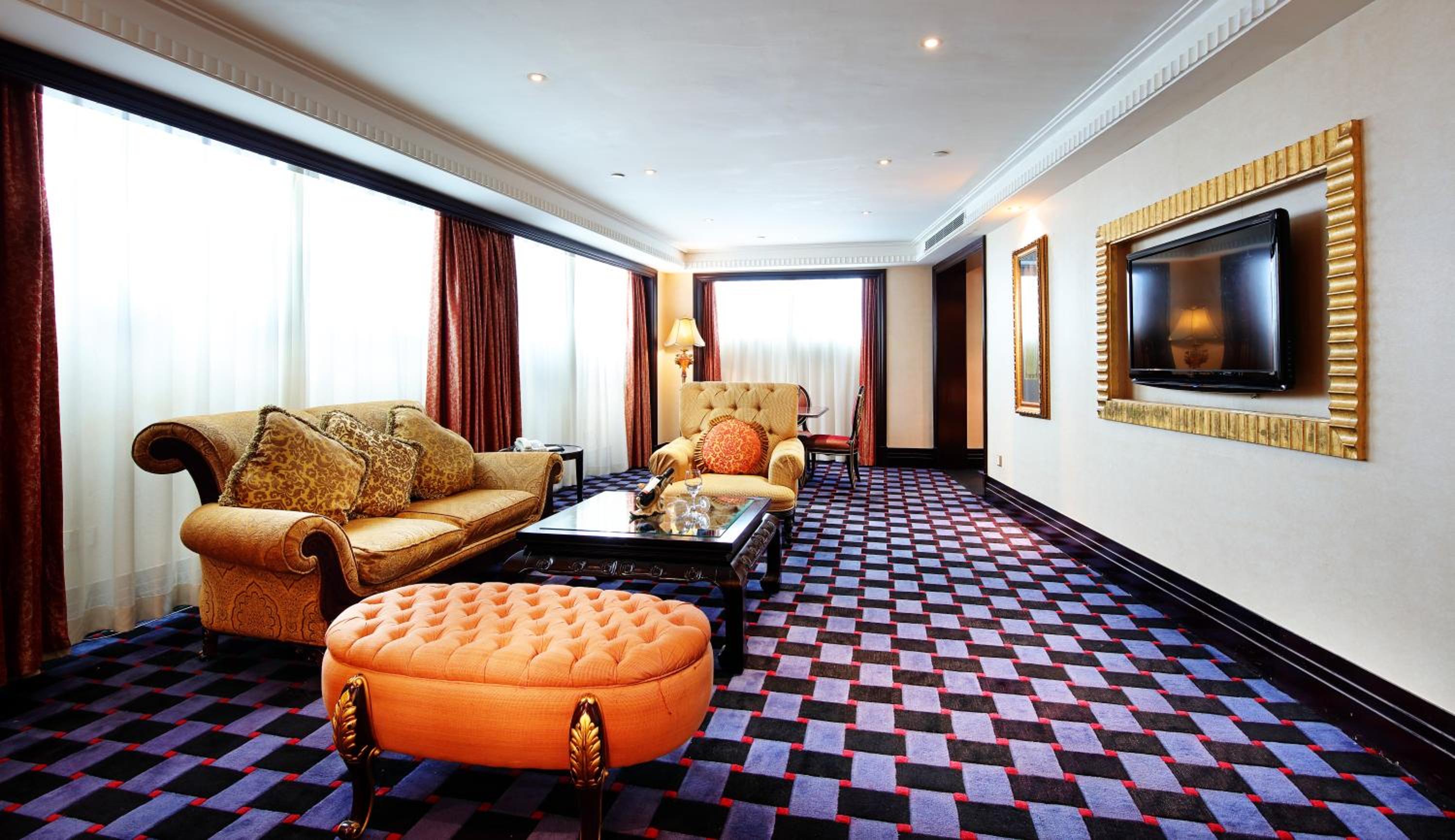 Executive Suite photo 1