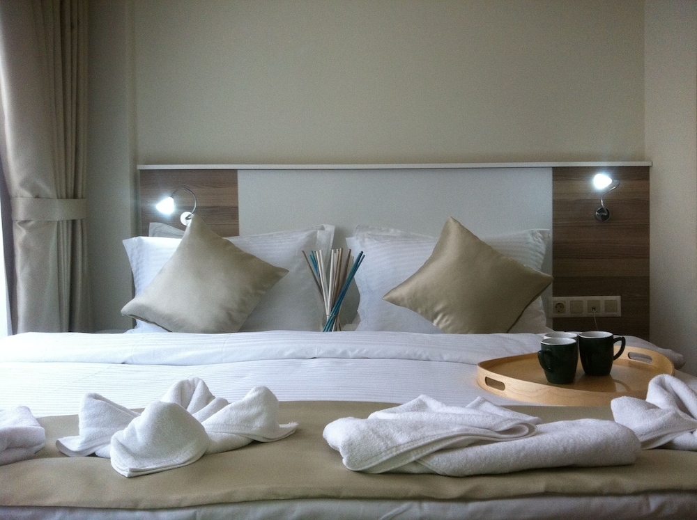 Deluxe Room, Balcony photo 1