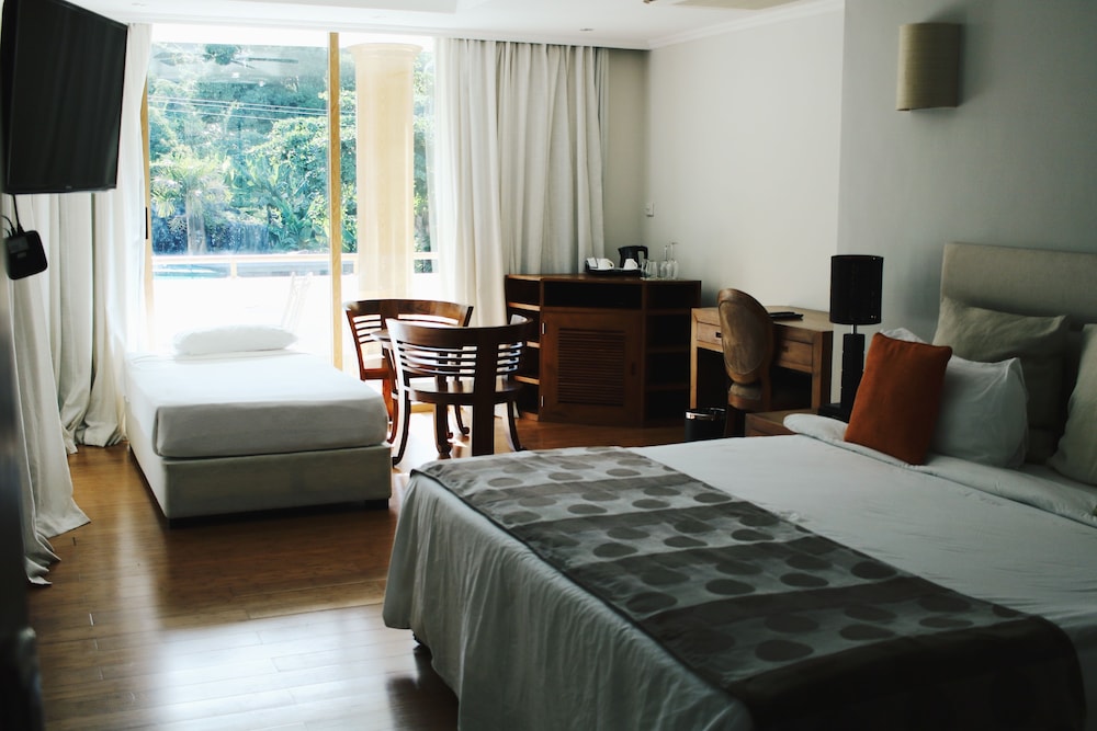 Family Triple Room, Mountain View