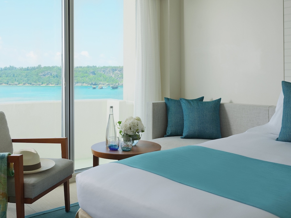 Classic Room, 2 Twin Beds, Beach View - Photo 12