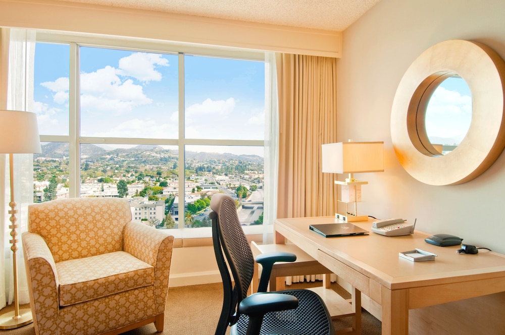 Deluxe Room, 2 Double Beds - Photo 2