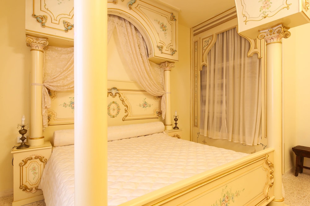 Comfort Room photo 3
