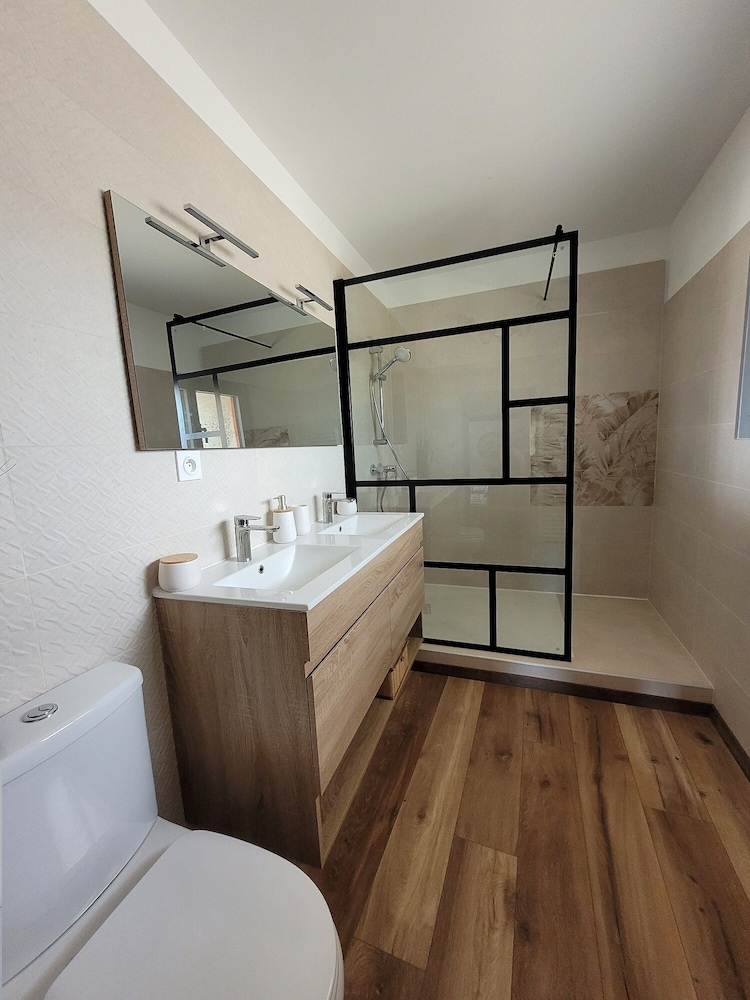 Suite, Ensuite (Un Instant de Bohème) photo 2