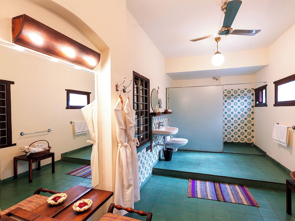 Modern Heritage Grand Suite - Photo 4