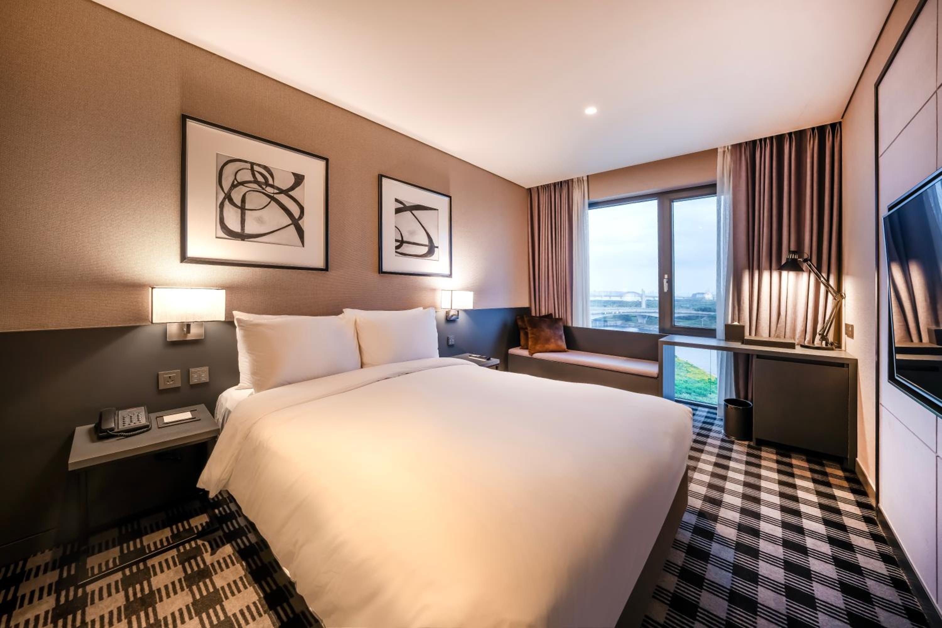 Premier Double Room - Not included Swimming Pool - Photo 1
