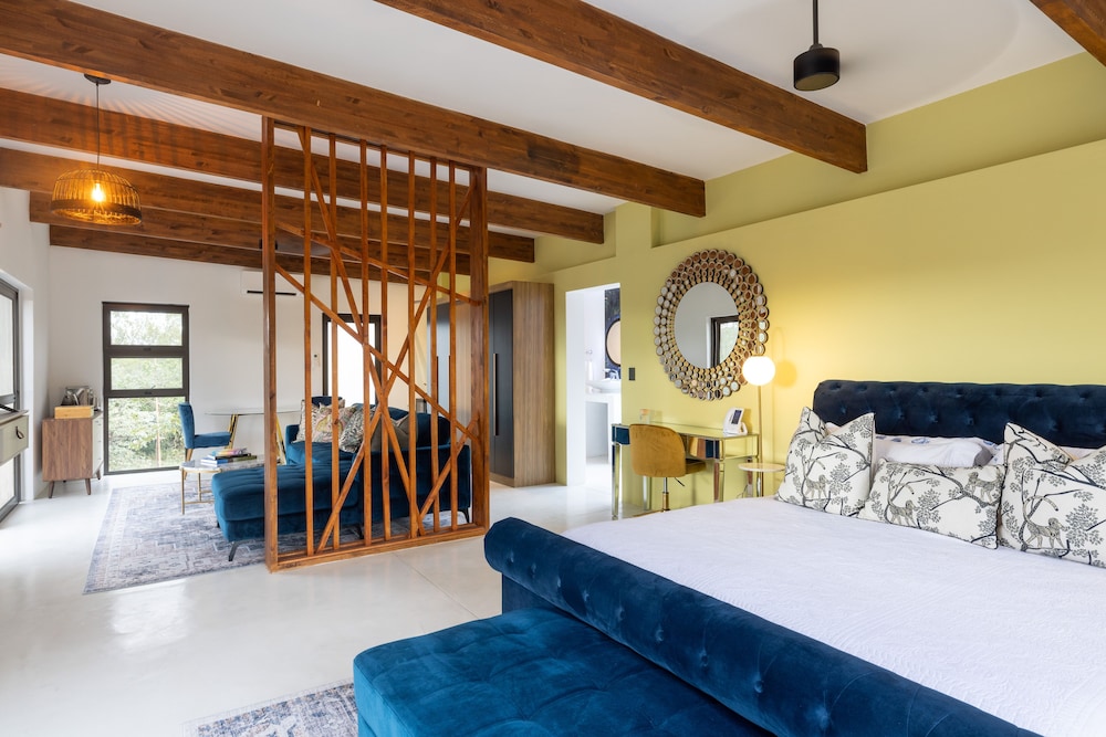 Signature Room