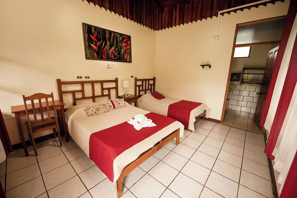 Traditional Room, Garden View