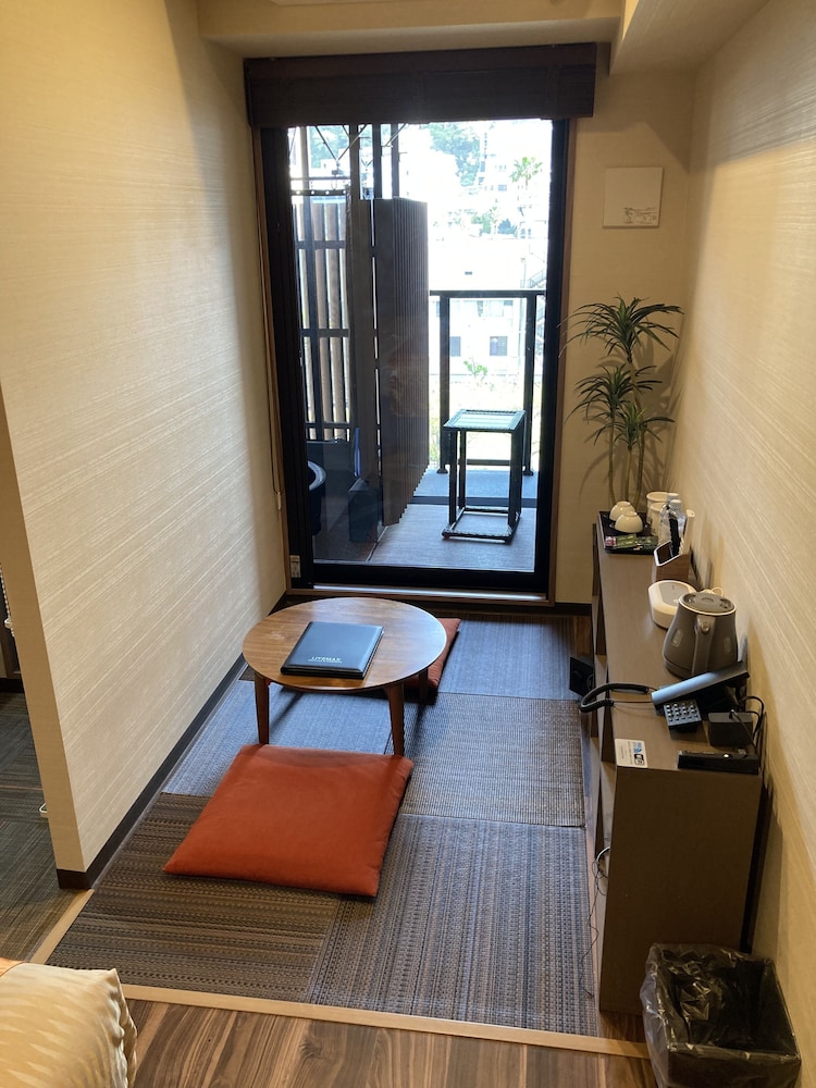 [Japanese Modern Japanese-Western Room] 35m² + Private Terrace 7m², Shigaraki-yaki Open-air Bath - Photo 2