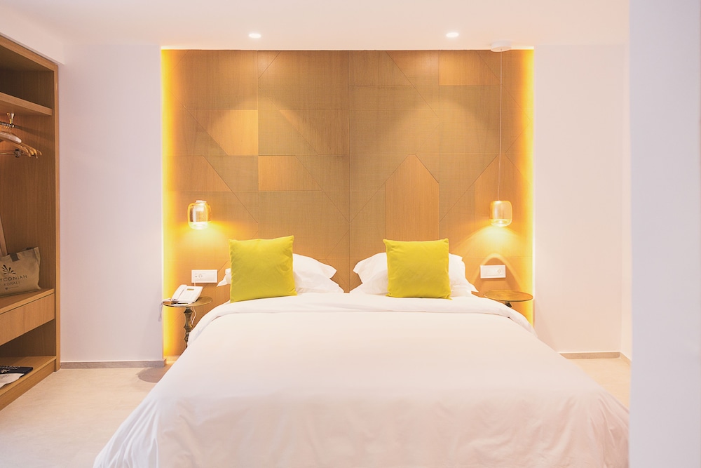 Suite, 2 Bedrooms (Outdoor Spa Jetted Tub, Ortigia)