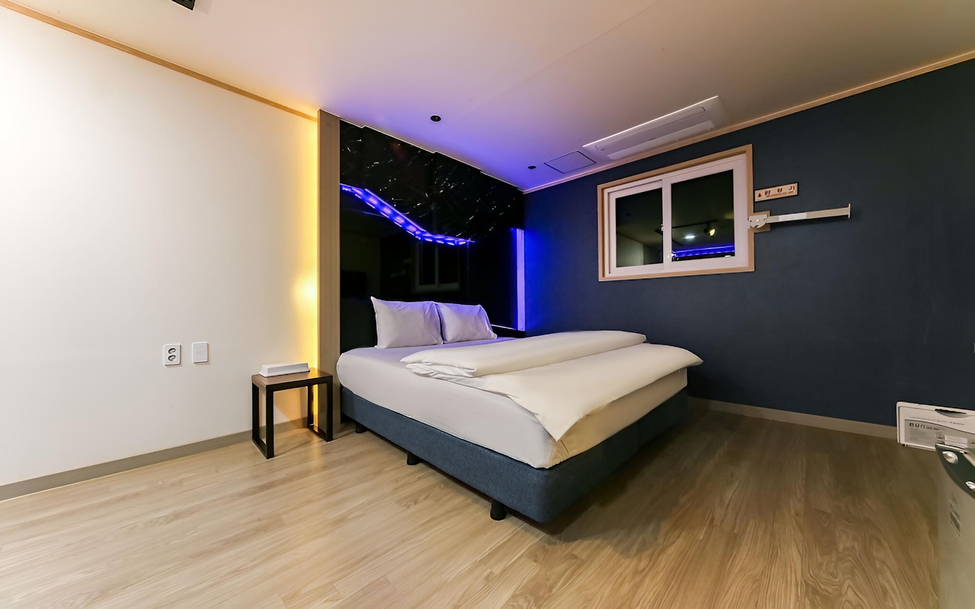 Room (Special room (Netflix viewing / spaci) photo 3
