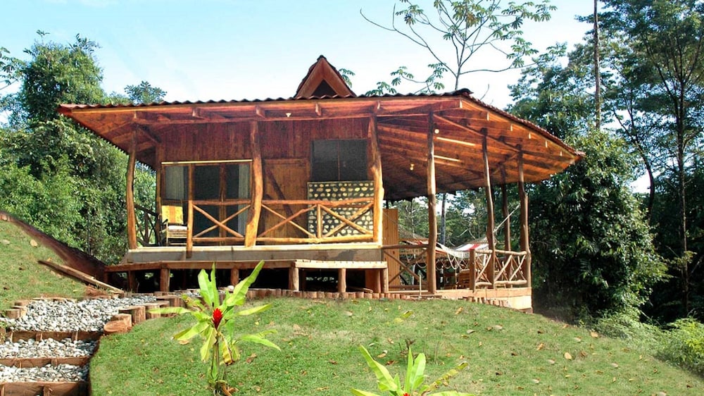 Villa photo 2