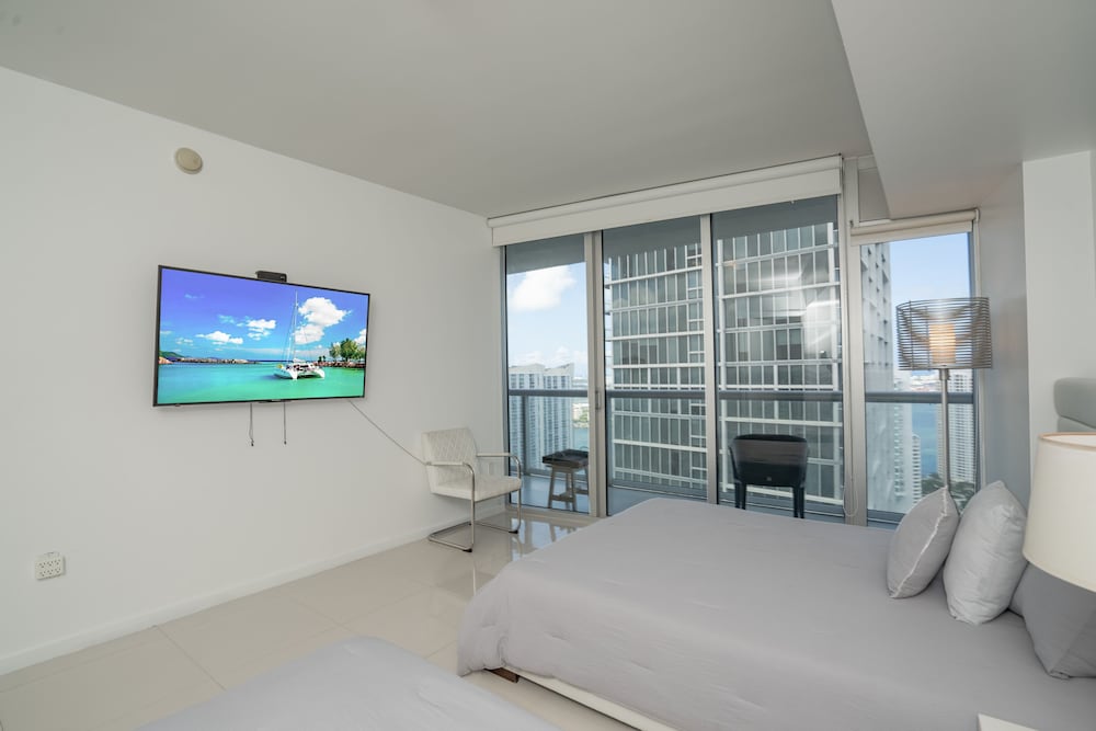 Condo, 1 Bedroom (1 Bathroom - 4201) photo 1