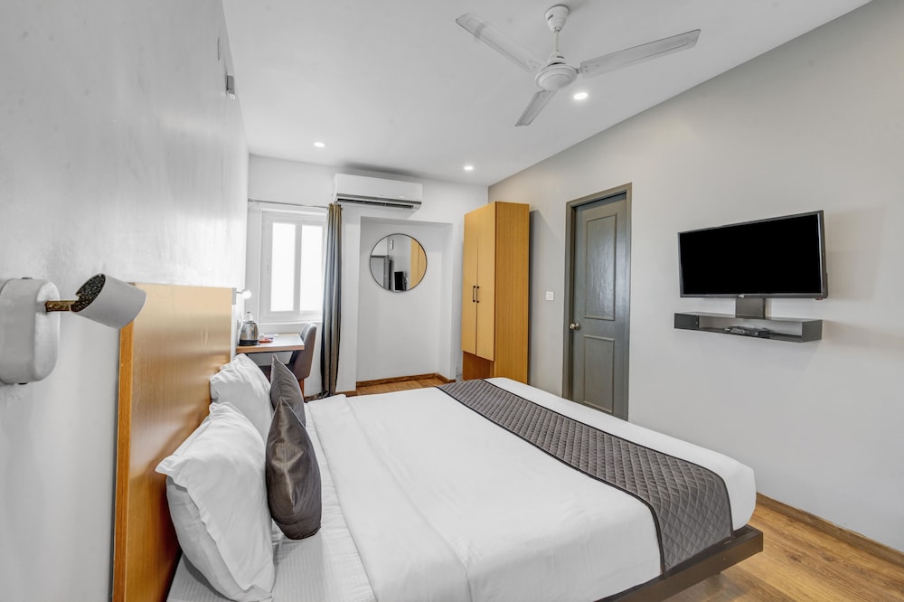 Deluxe Double Room - Photo 10