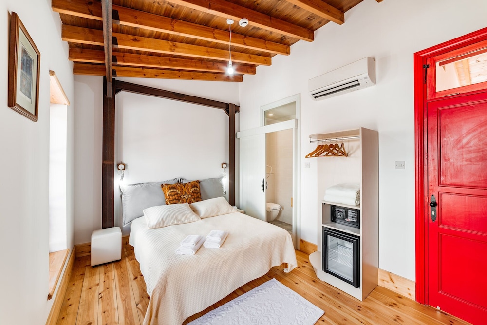 Deluxe Double Room (with extra bed GARAFFA N-11) - Photo 6