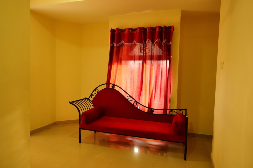 Suite AC Room photo 3