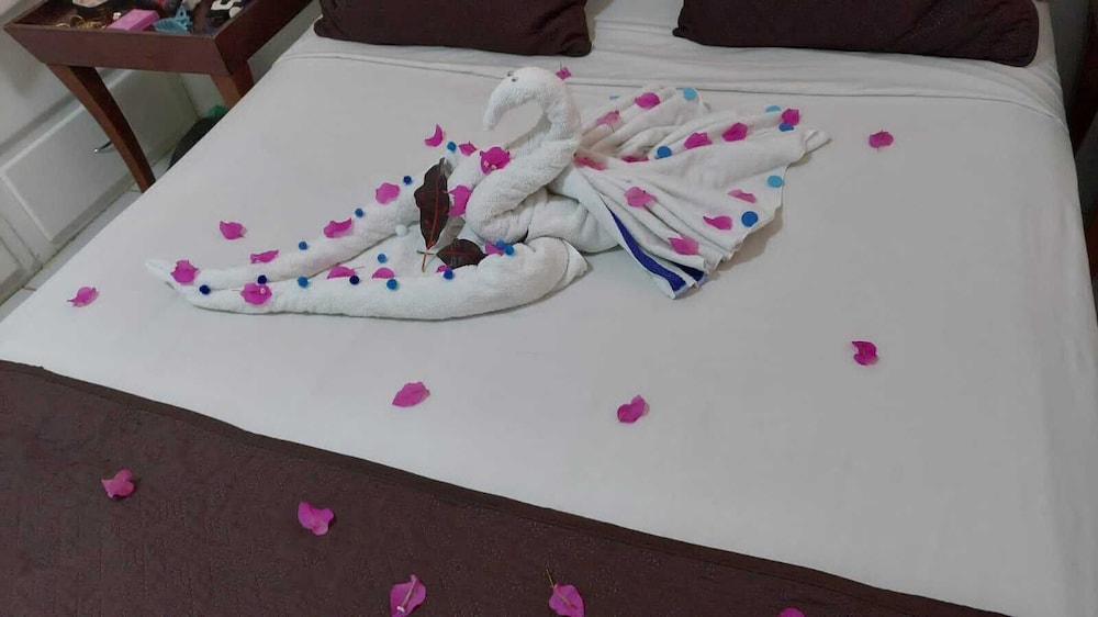 Apartment, 1 Queen Bed, Non Smoking, Garden View