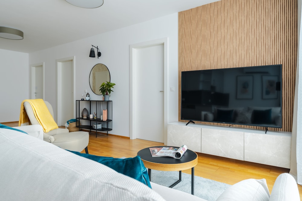 Penthouse 3 Bedroom Apartment with Terrace photo 3