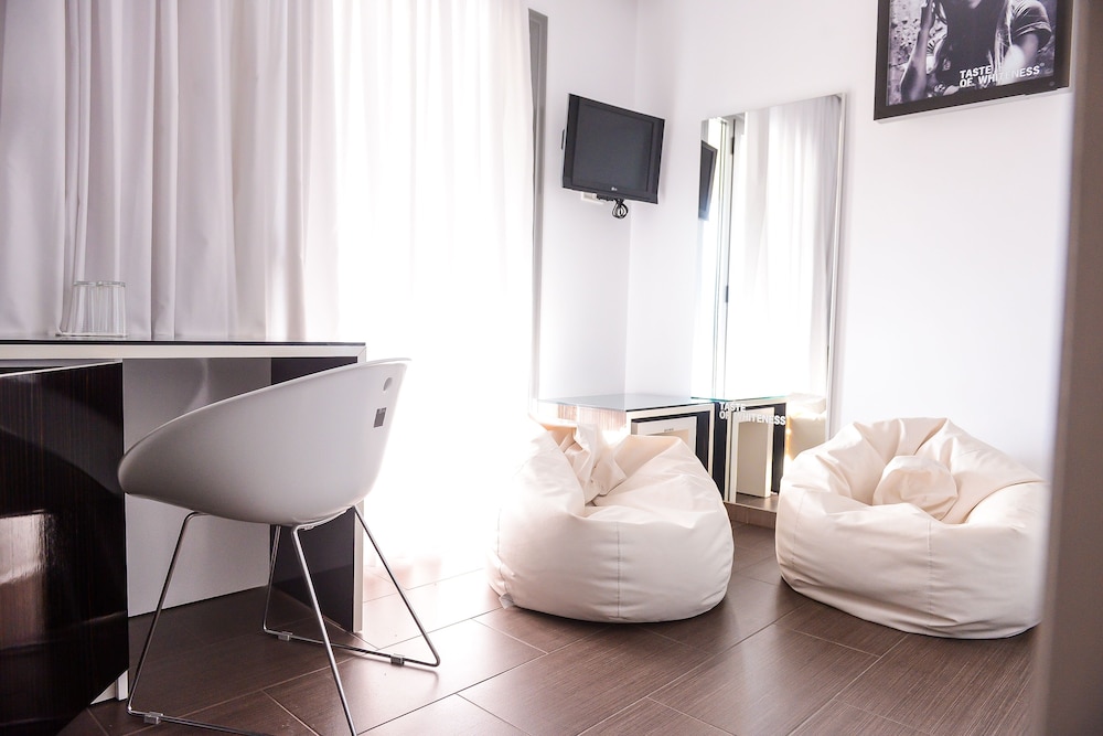 Standard Double Or Twin Room photo 2