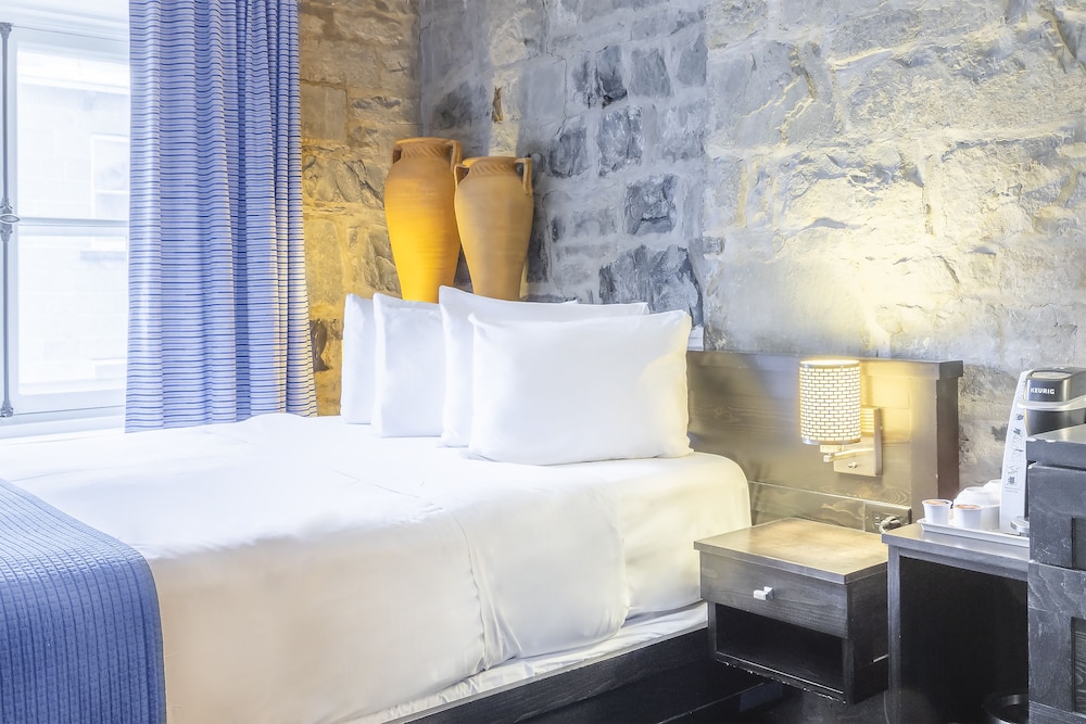 Classic Room, 1 Queen Bed photo 1