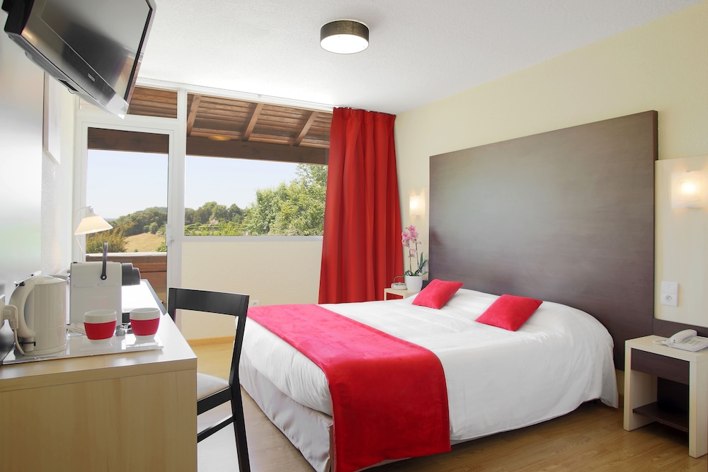 Double Studio With Terrace And Garden View